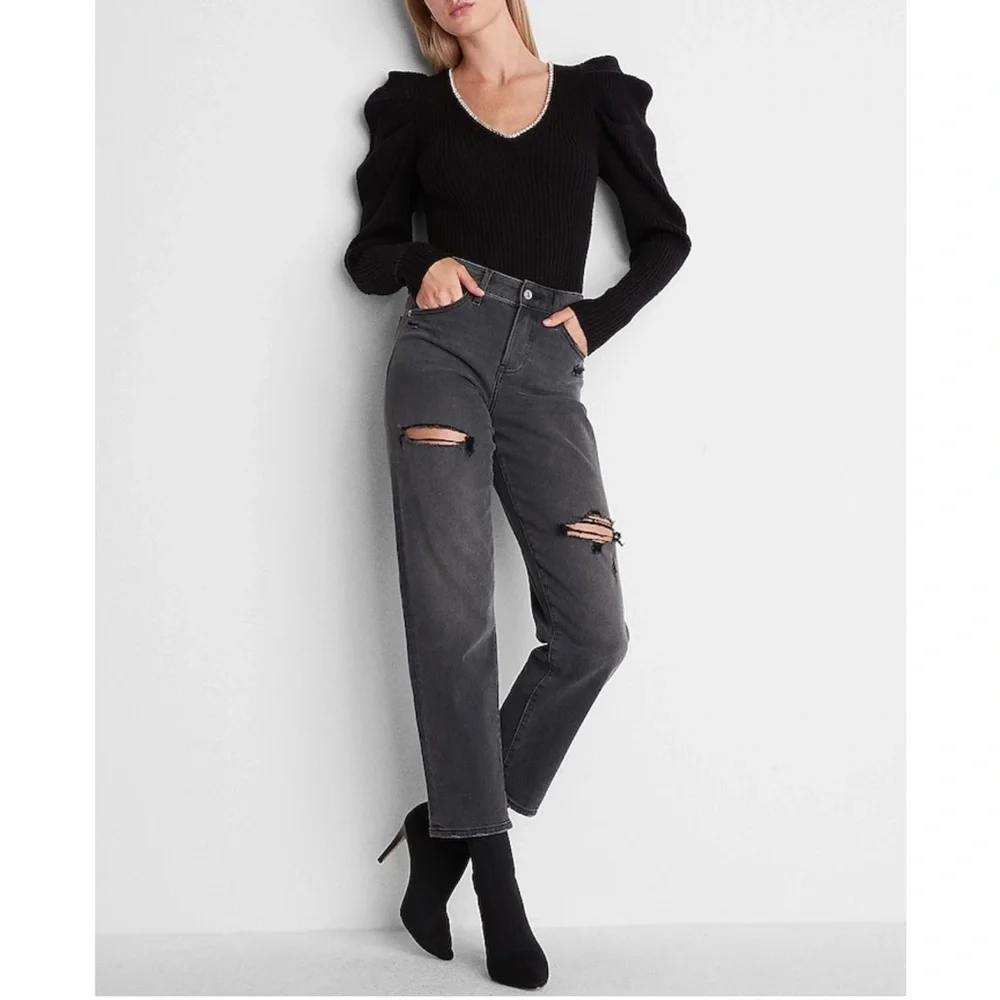 NWT Express Embellished V-Neck Puff Sleeve Sweater